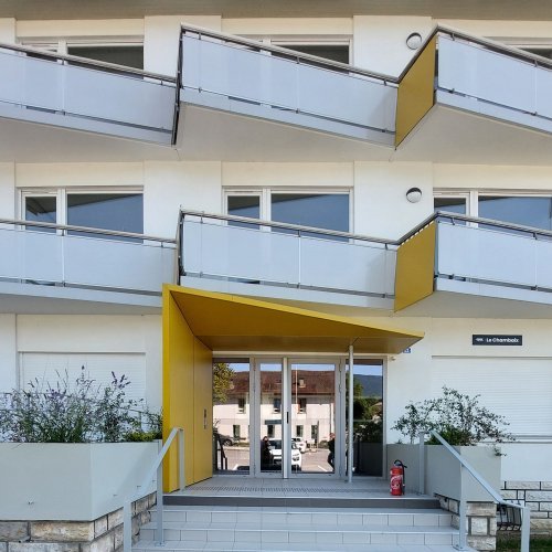 12 logements par la restructuration de l'ancien immeuble « Le CHAMBAIX » - Vivier du Lac (73)